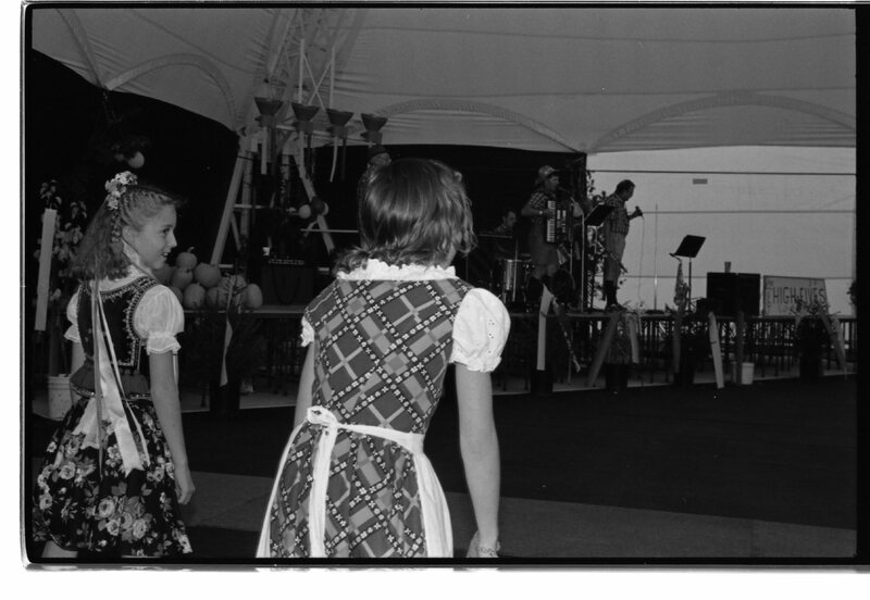 1989 Homecoming Dance 16