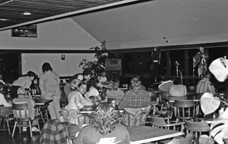 1984 Concert, Tom Wopat 21