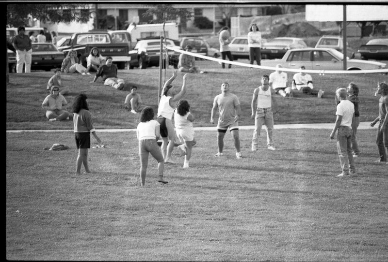 1988 Volleyball, New Students 17