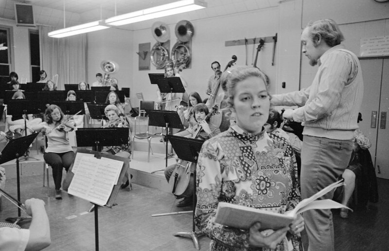 1974 Symphony Orchestra, Rehearsal 25