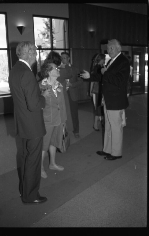 1990 Loso Hall Dedication, Reception 37