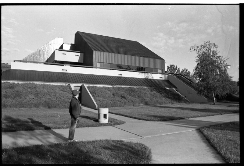 1989 Hoke Hall 02