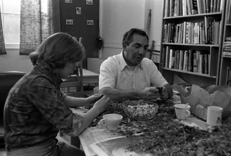 1977 Native American Root Feast, Preparation 11