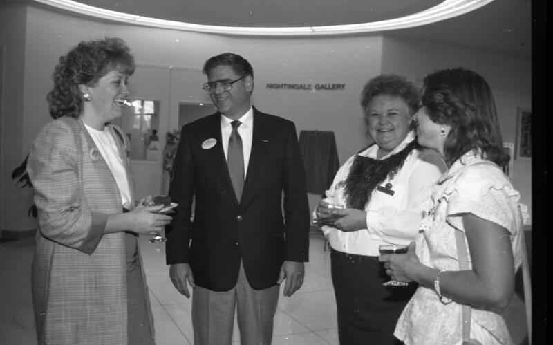 1990 Loso Hall Gallery Reception 14