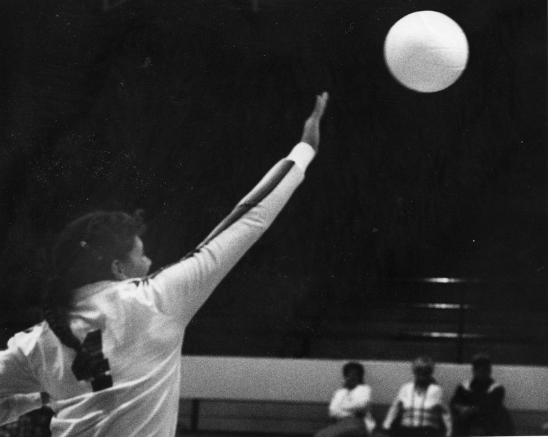 80's Volleyball Action 3-1