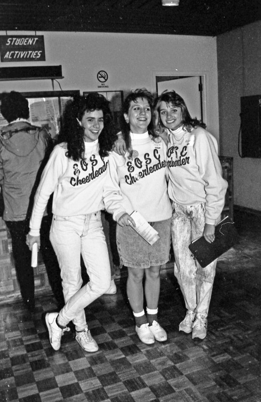 1988 Cheerleaders 01