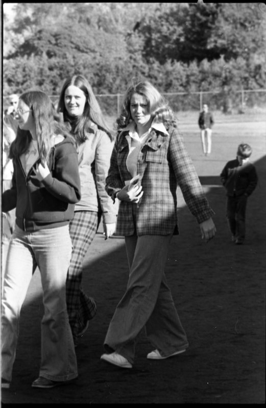 1976 Students, Walking 1