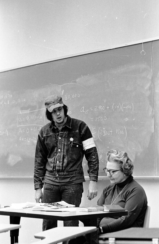 1974 Classroom, Political Science 13