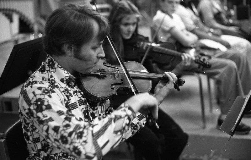 1981 Symphony Orchestra, Rehearsal 11