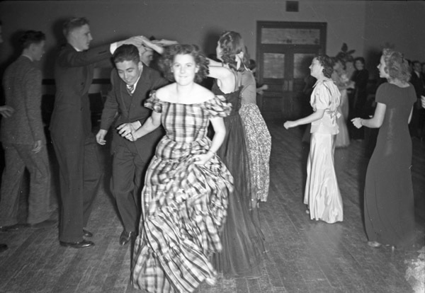 EOCE, Colonial Ball 4