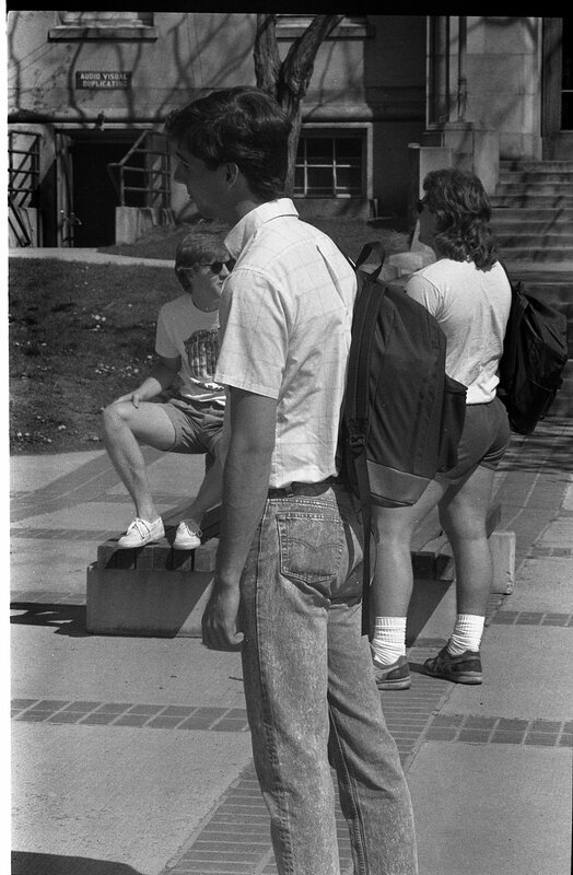 1989 Students, Outdoors 60