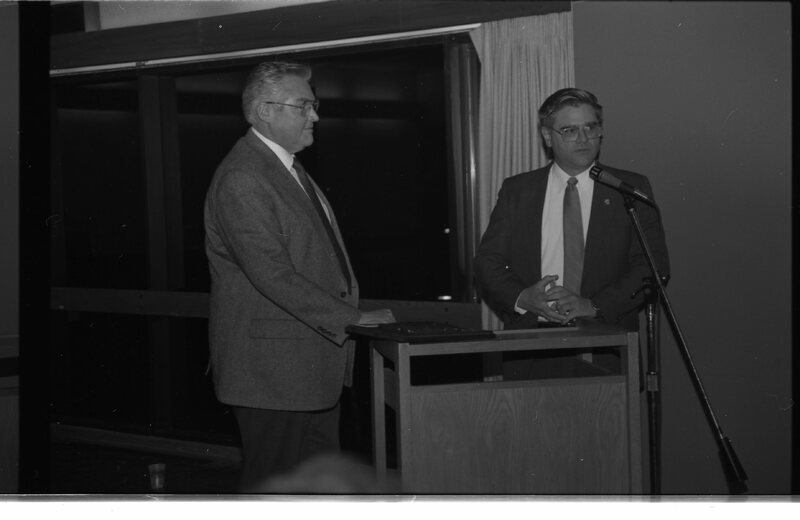 1988 Distinguished Award, Jerry Young 02