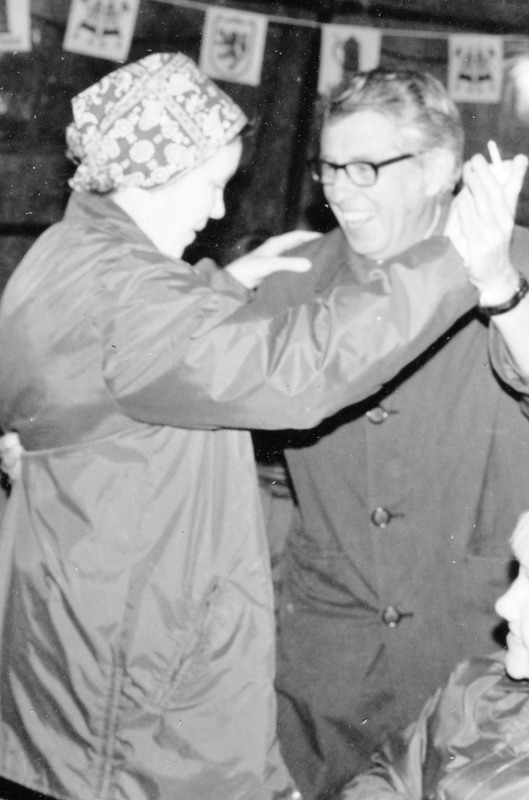 1975 Octoberfest, Folk Dancing 08