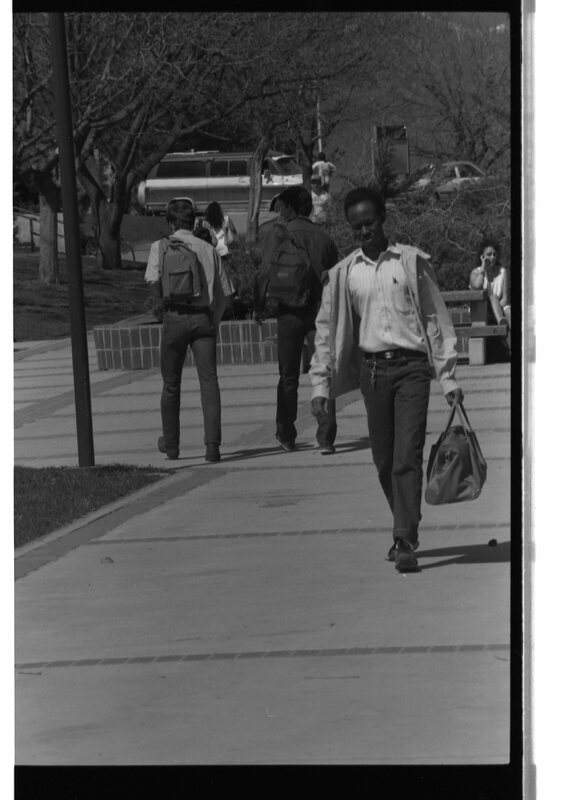 1989 Students, Outdoors 19