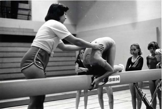 1980 Gymnastics Camp, Balance Beam 03