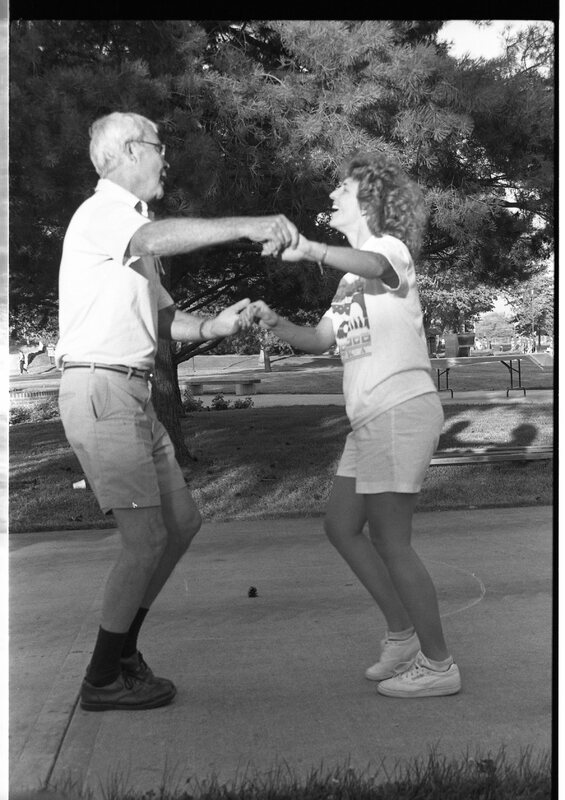 1989 Employees, Dancing 03