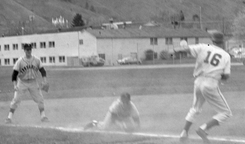 1964 Baseball Action 4