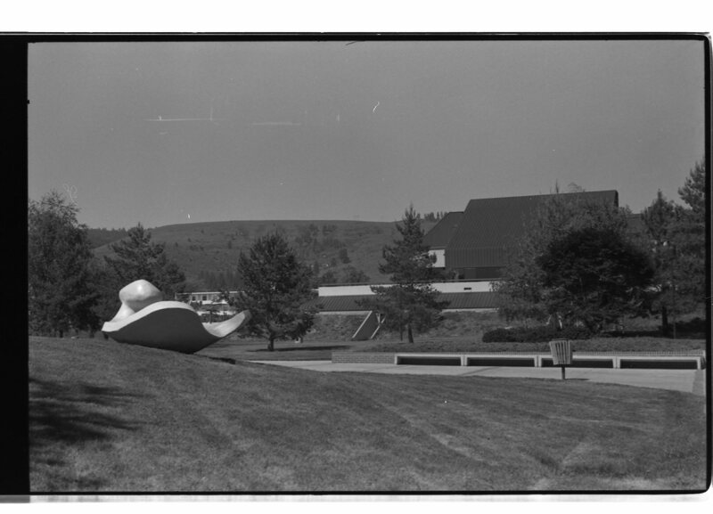 1989 Hoke Hall 04
