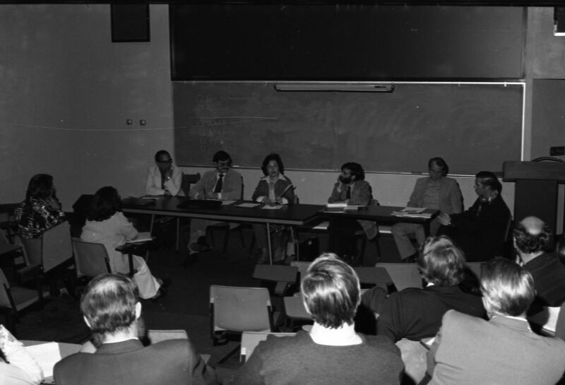 1976 Employees, Unknown Faculty/Staff Meeting 02