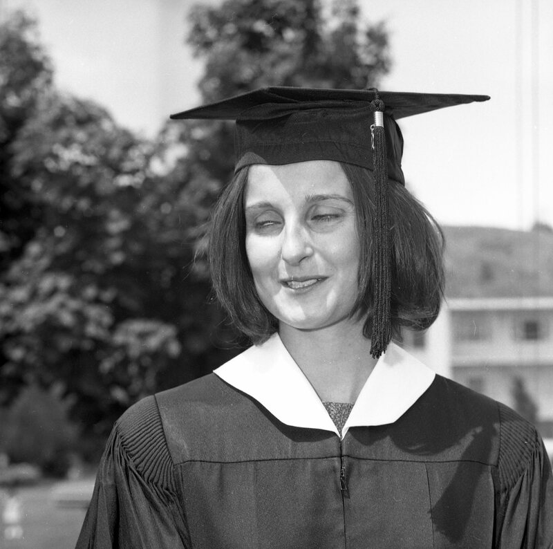 1972 Graduates 02