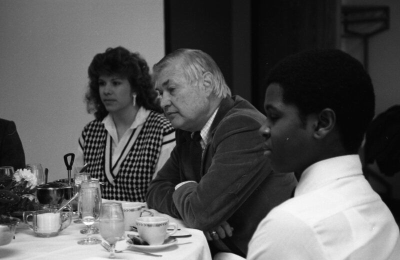 1986 Chancellor William "Bud" Davis Visit, Luncheon 06