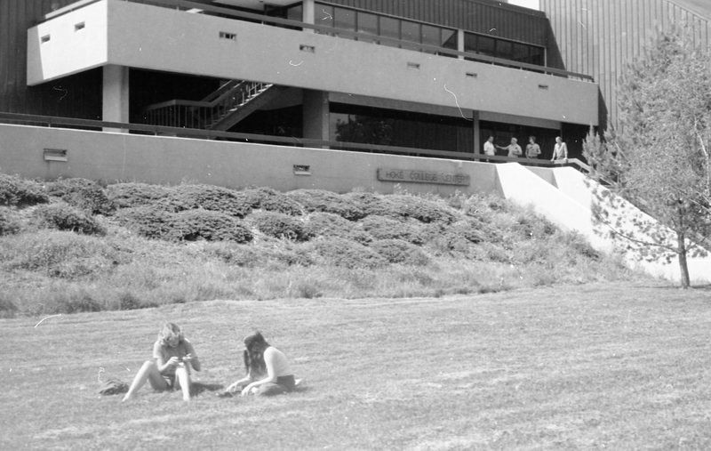 1983 Students, Outdoors 03