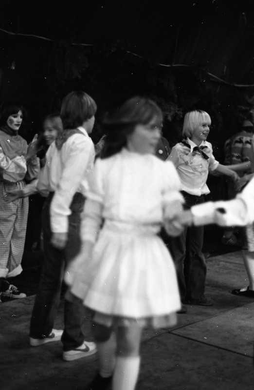 1980 Octoberfest, Folk Dancing 06