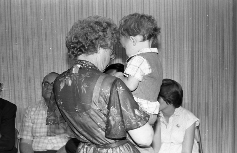 1982 Graduation, Refreshments 07