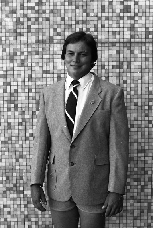 1982 Football Player, Portraits 082