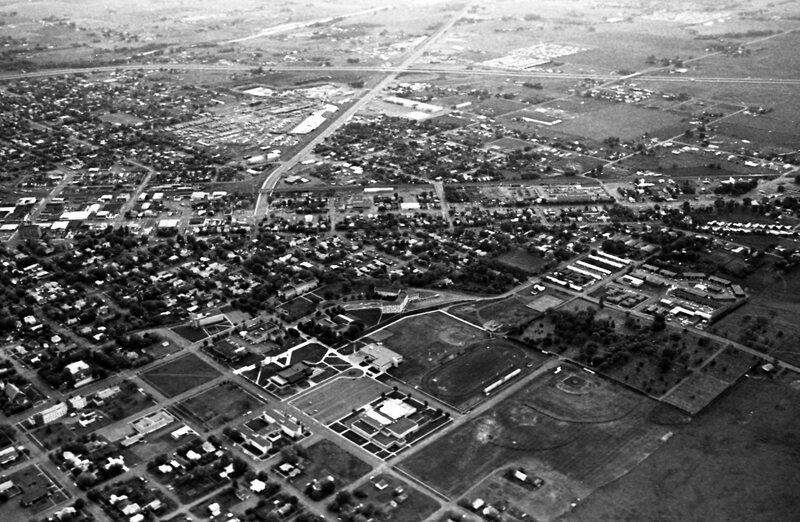 1977 Campus, Aerial Views 36