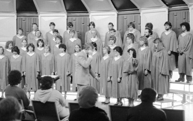 1983 Choir 02