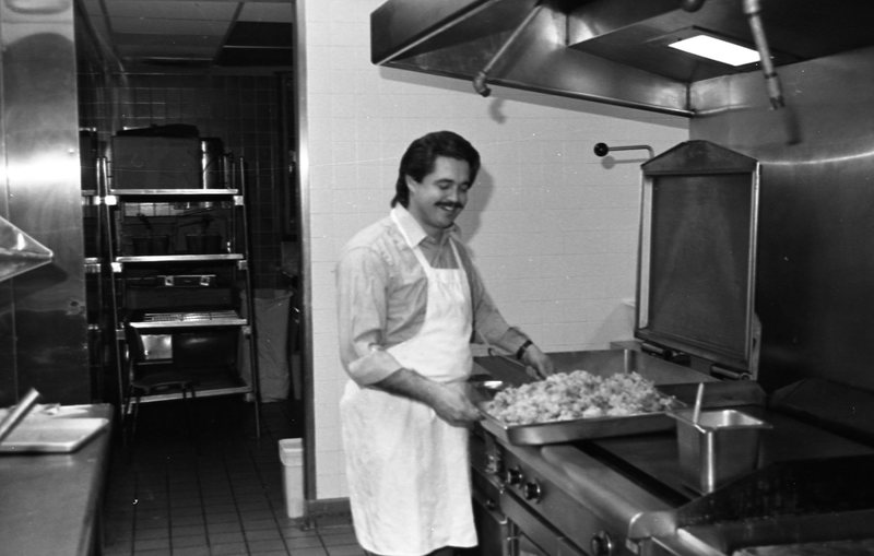 1984 Christmas Dinner Preparation 01