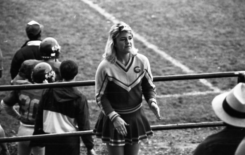 1985 Cheerleaders, Football Game 12