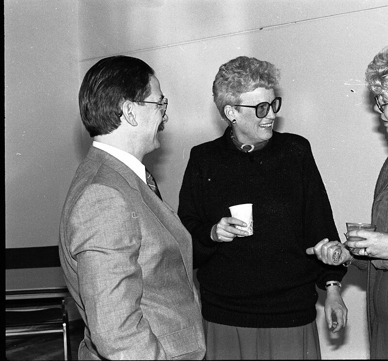 1991 Foundation Social 03