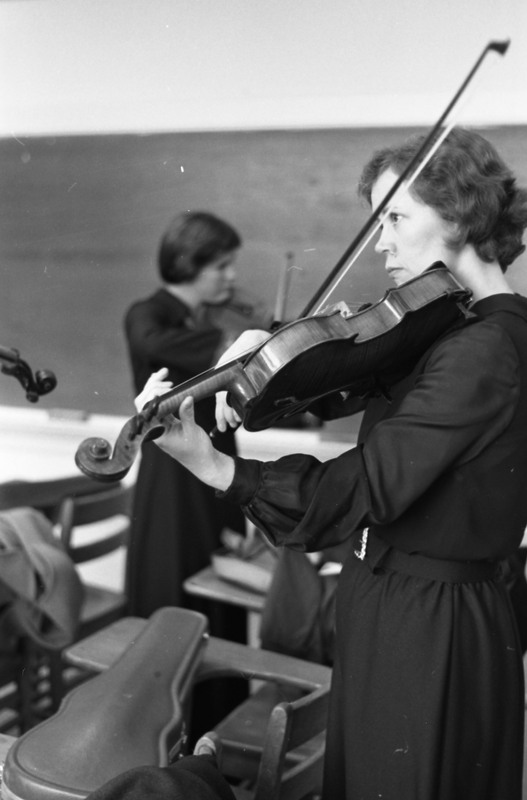 1977 Grande Ronde Symphony Orchestra 13