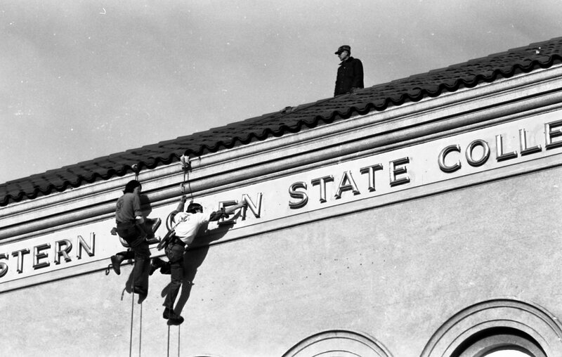 1976 Outdoor Program Rappelling, Changing Signs 13