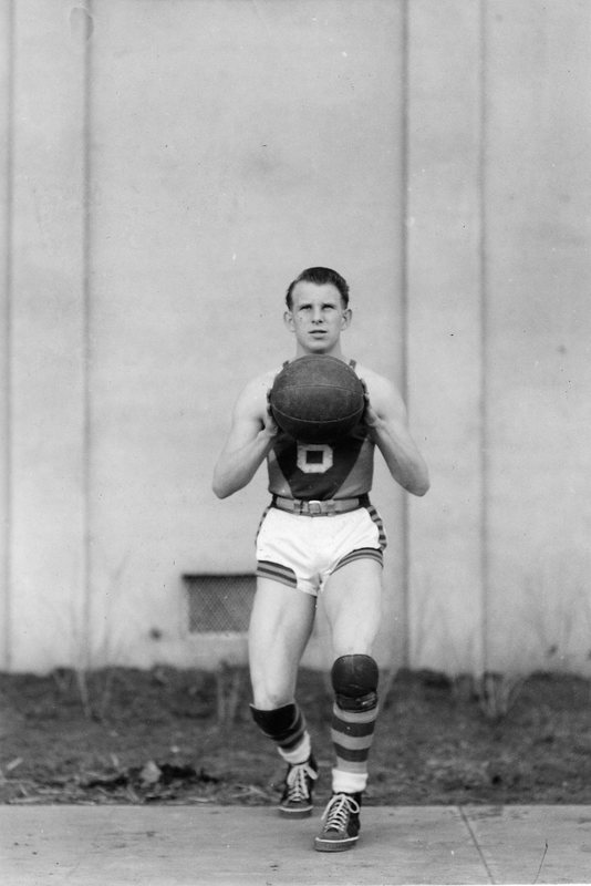 40's Basketball Player 6