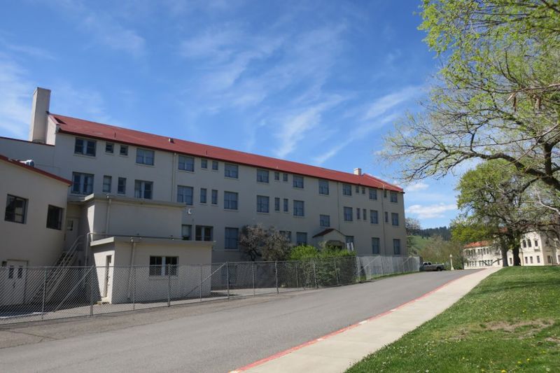 Dorian and Hunt Hall 54