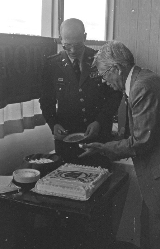 1982 ROTC Cake 02