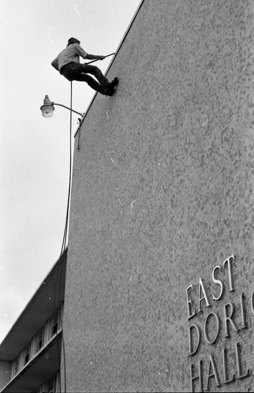 1976 Outdoor Program, Rappelling 03