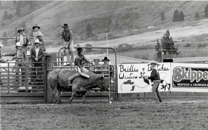 1984 Rodeo Club, Bull Riding 01