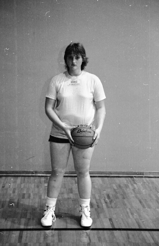 1985 Women's Basketball Players, October Portraits 02
