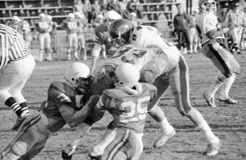 1982 Football Action, November 16th 32