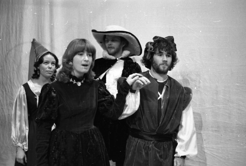 1980 Renaissance Couples 11