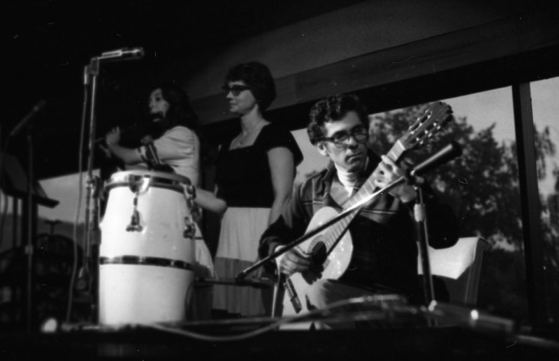 1980 Concert, Jose Troncoso 09