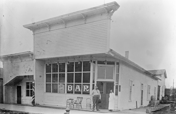 Elgin, Bar (copy)
