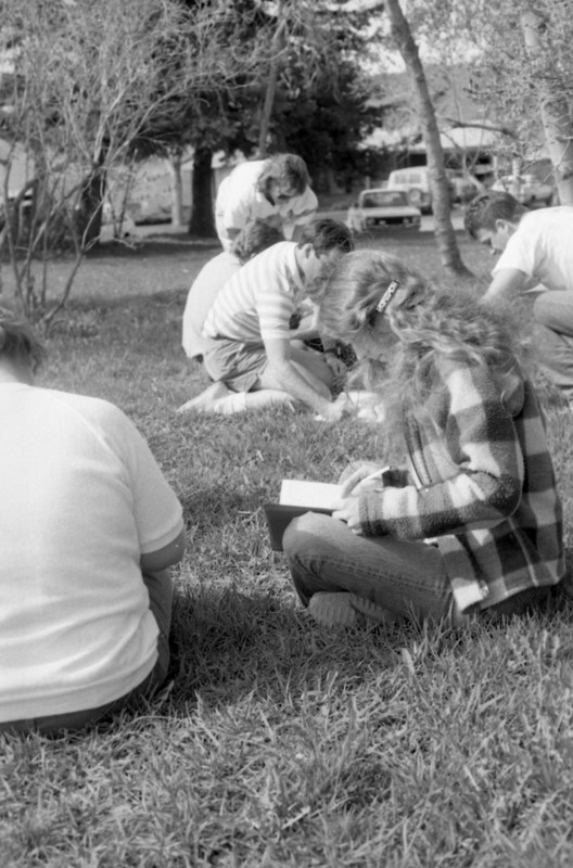 1987 Science, Biology Students in April 05