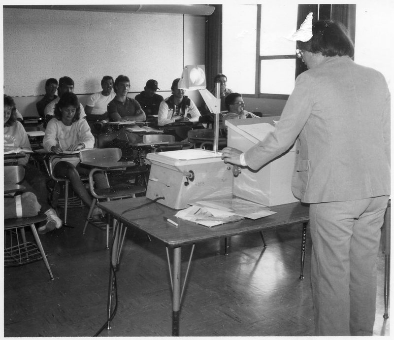 1987 Classroom, Peggy Anderson Lecture 01