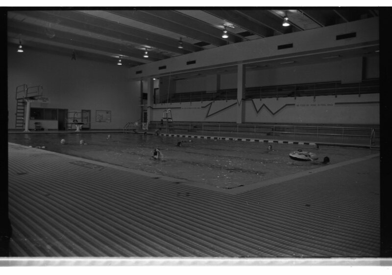 1989 Quinn Coliseum, Swimming Pool 07