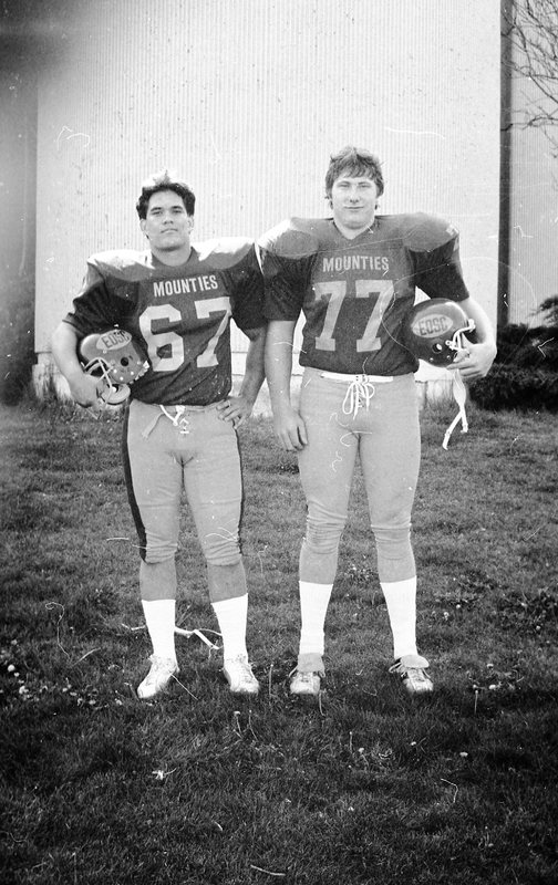 1981 Football Team Captains 01
